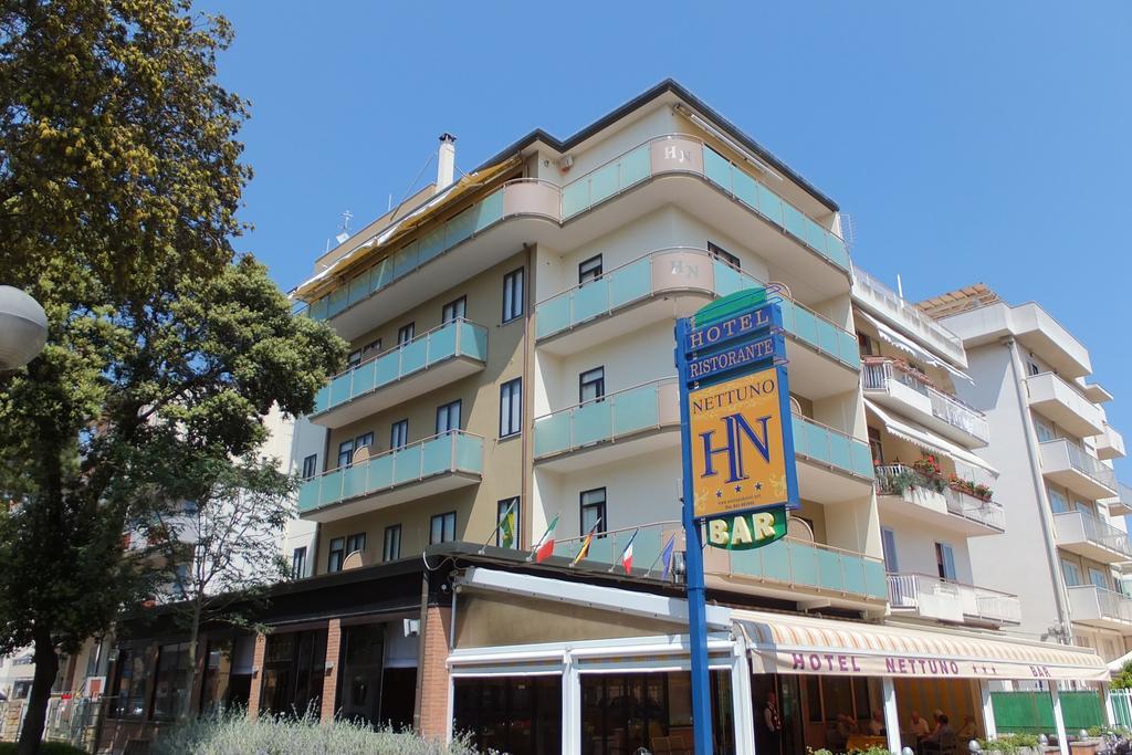 Hotel Nettuno Sottomarina Exterior photo