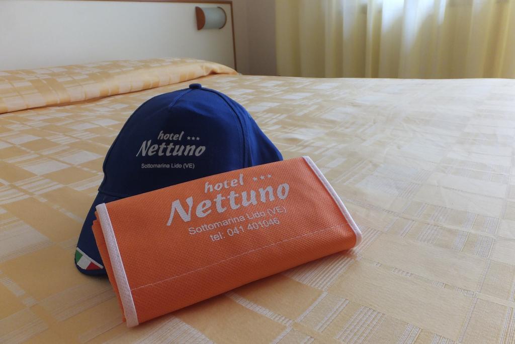 Hotel Nettuno Sottomarina Exterior photo